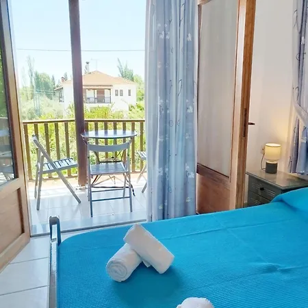 Iliahtides بلاك كالا