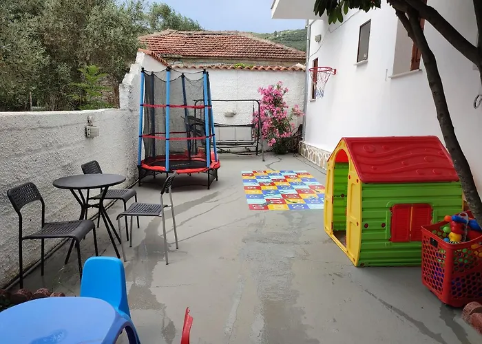 Iliahtides * بلاك كالا