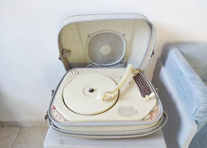 Iliahtides شقة بلاك كالا