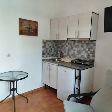 Iliachtides Apartamento *