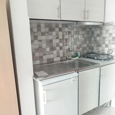 Iliachtides * Kala Nera