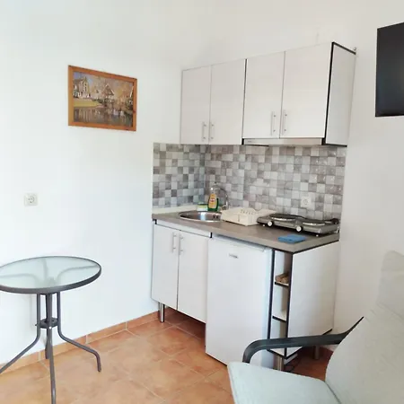 Iliachtides Apartmán *