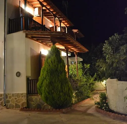 Iliahtides Apartman *